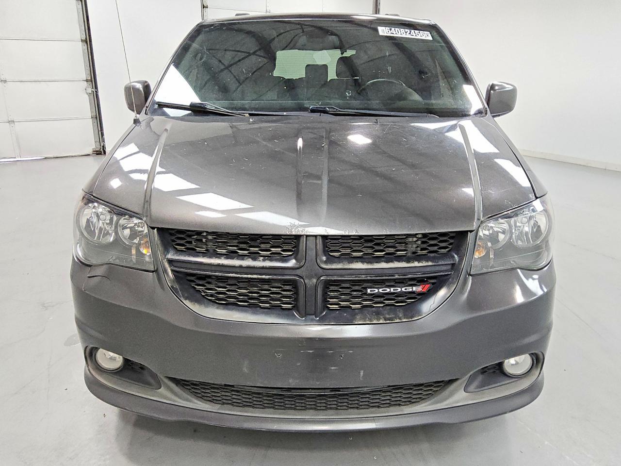 2018 Dodge Grand Caravan Gt - Image 5