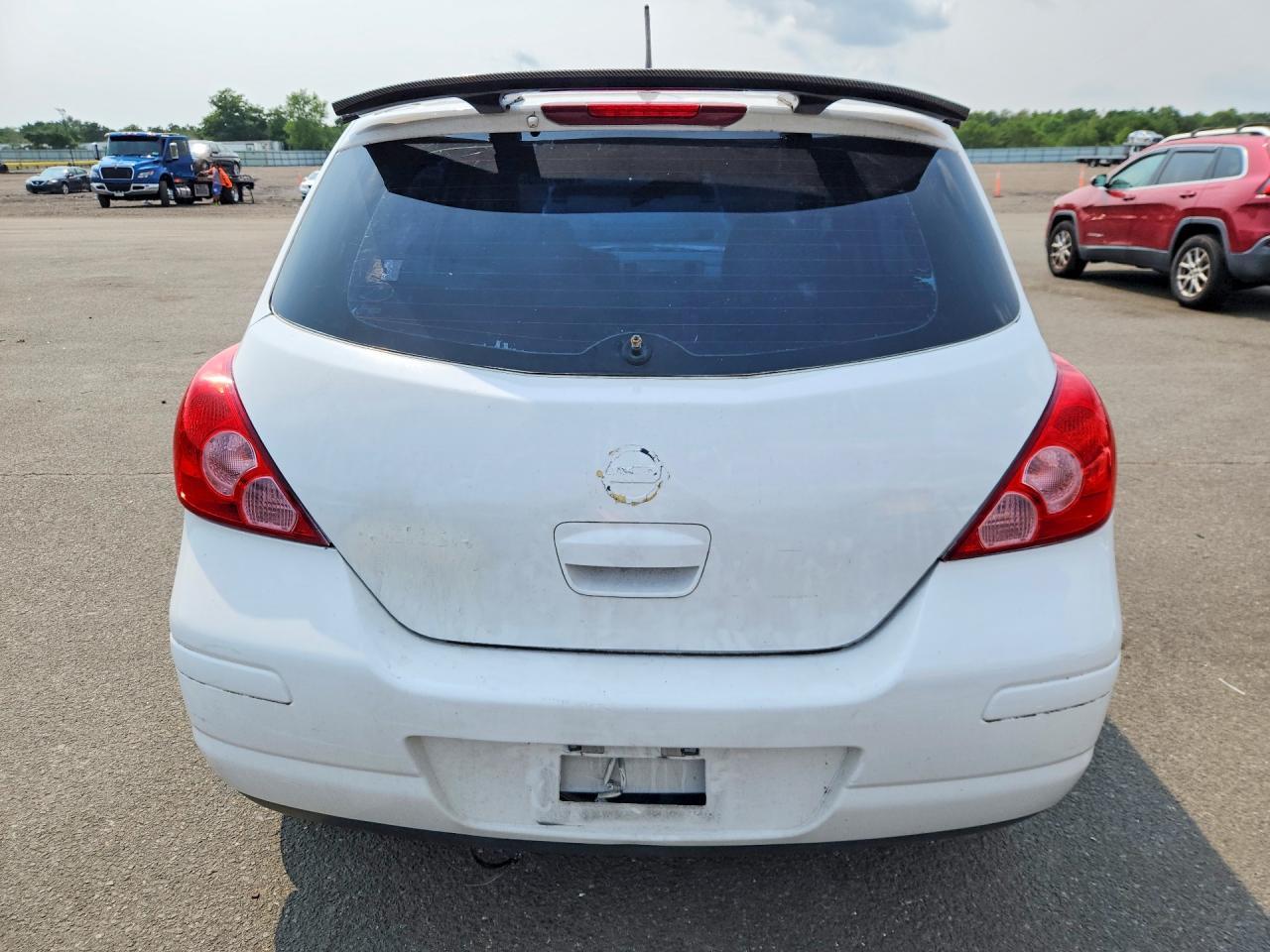 2009 Nissan Versa 1.8 S - Фото 6