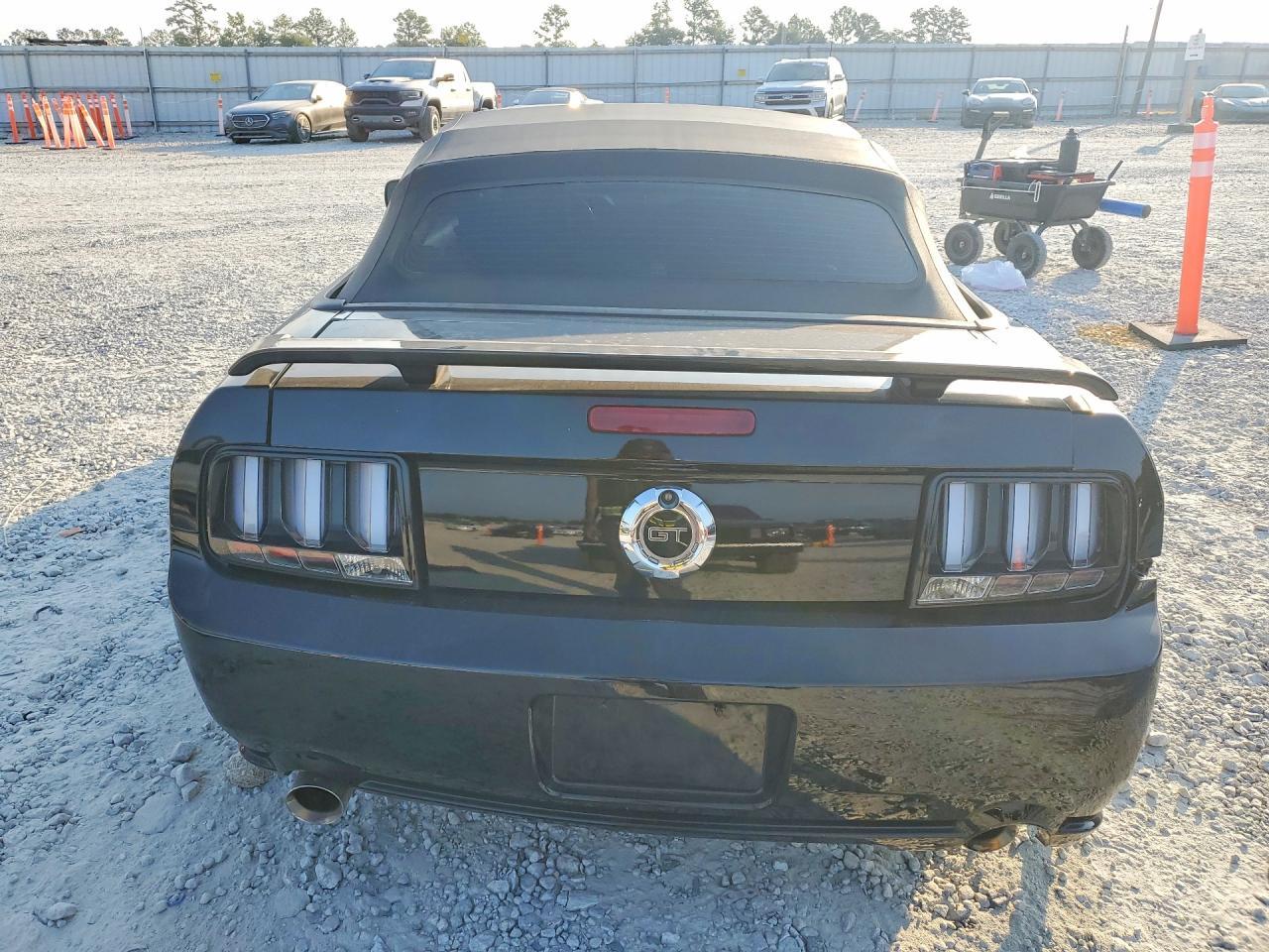 2006 Ford Mustang Gt - Фото 6