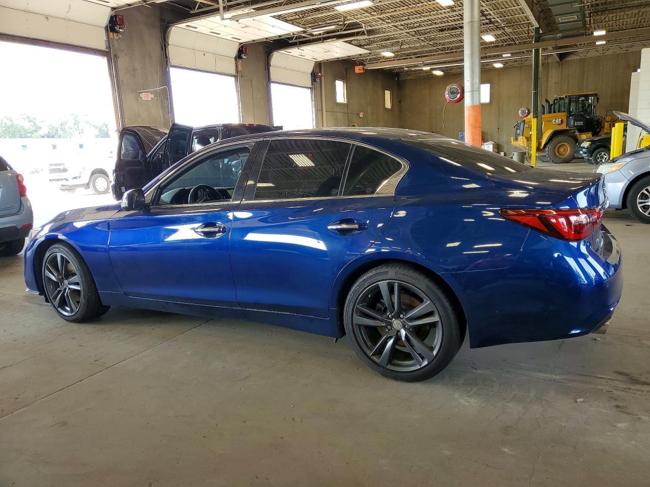 2019 Infiniti Q50 3.0T Signature Edition - Фото 2