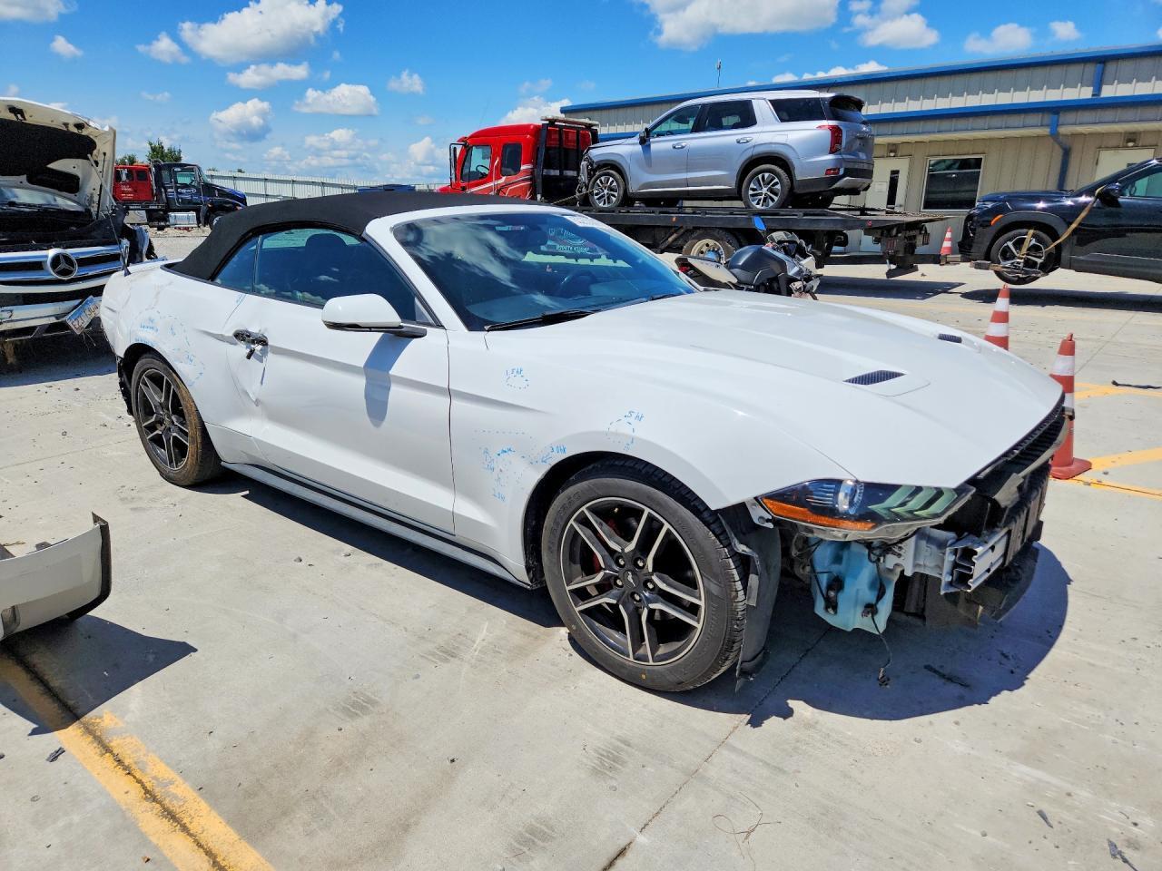 2020 Ford Mustang - Фото 4