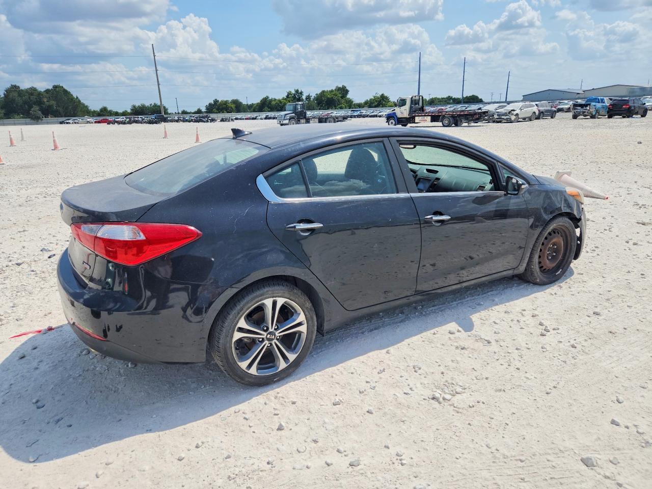 2016 Kia Forte Ex - Image 3