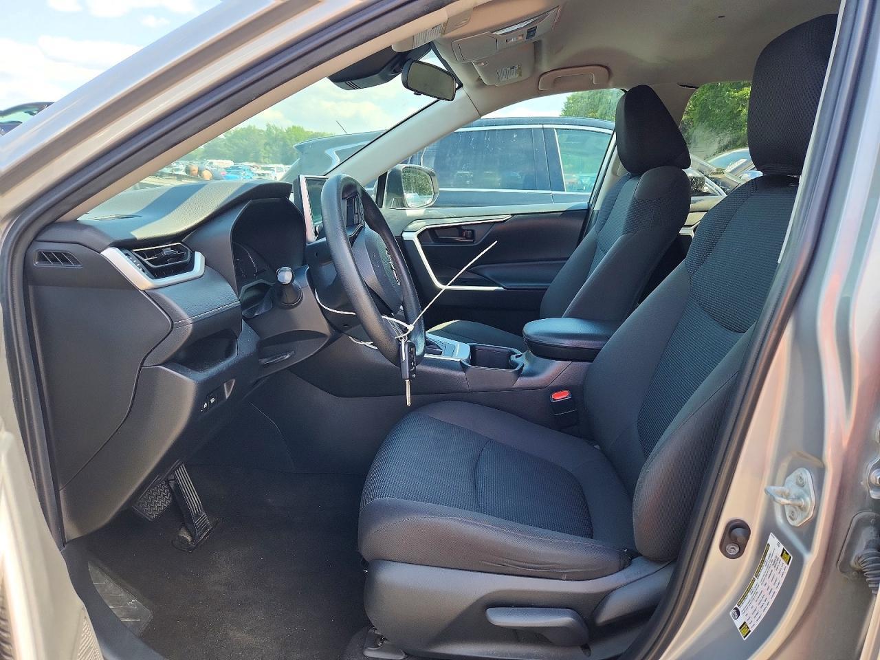 2023 Toyota Rav4 Le - Фото 7