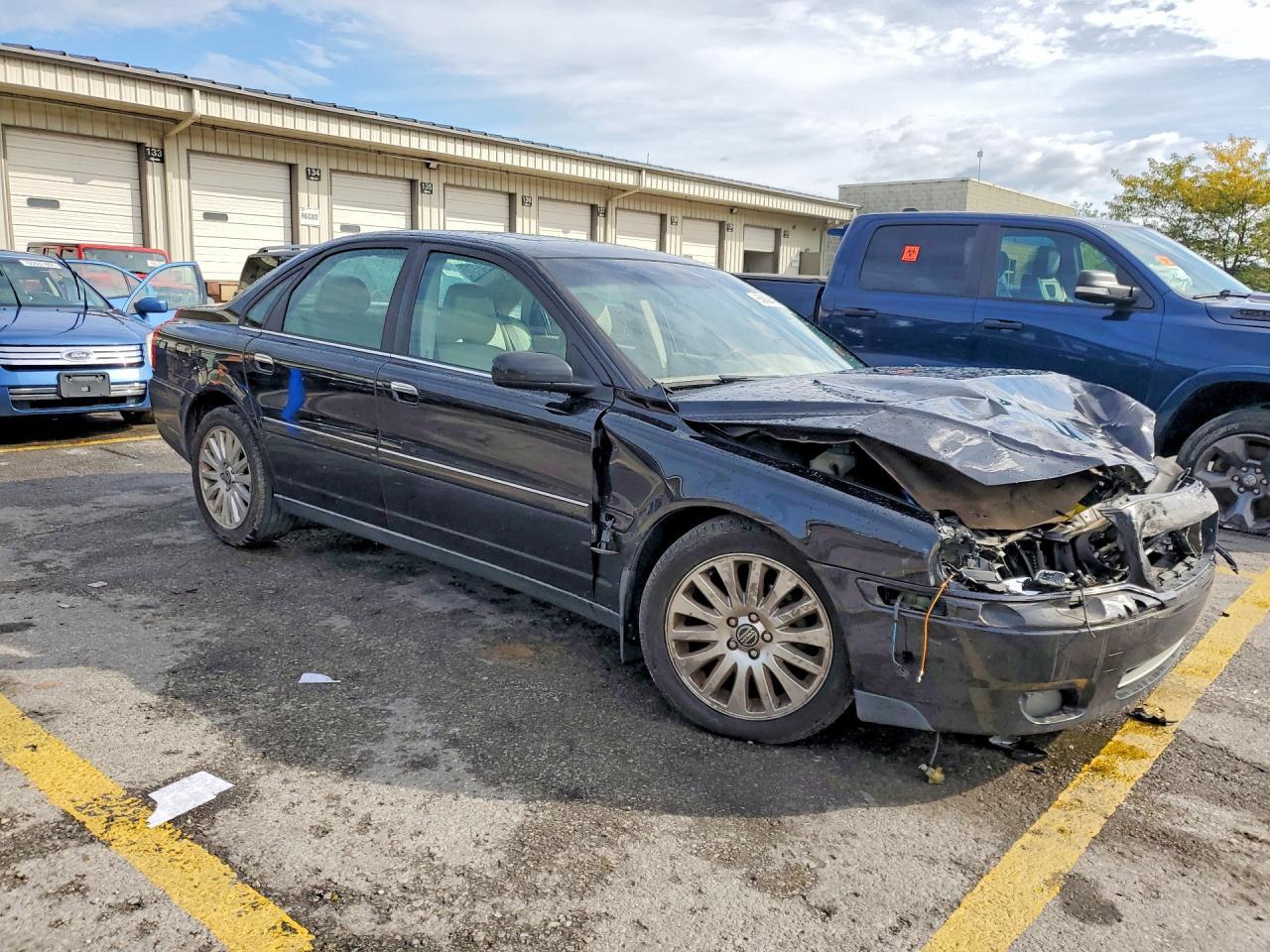 2006 Volvo S80 2.5T - Image 4
