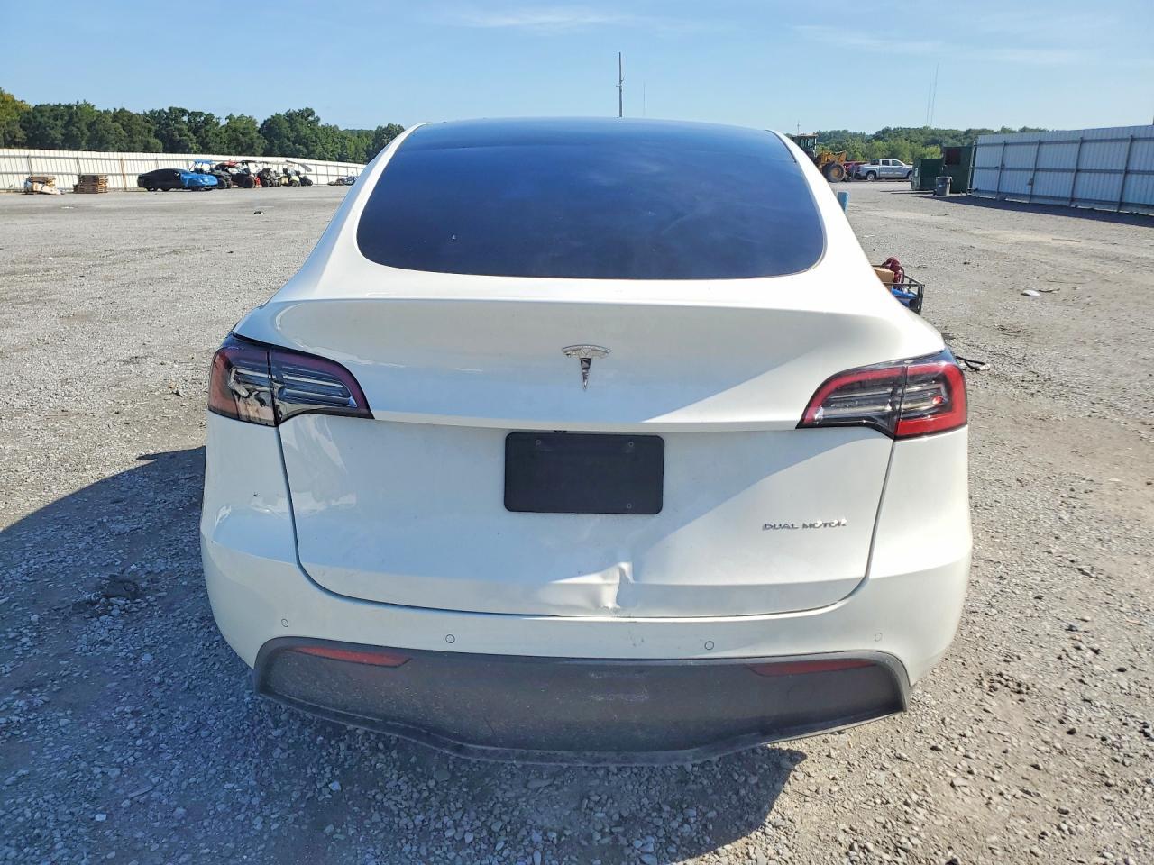 2021 Tesla Model Y - Фото 6