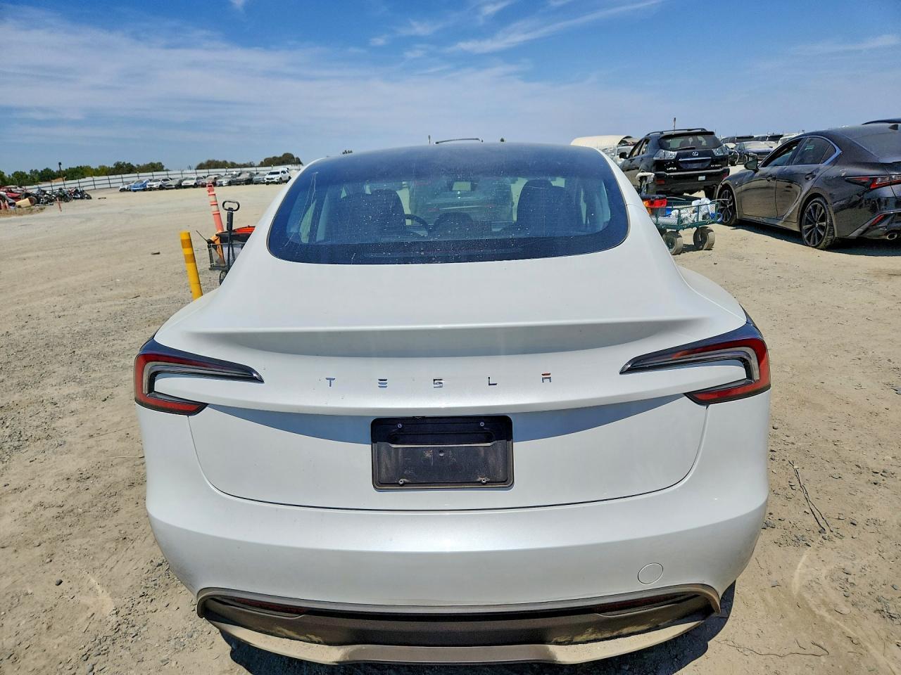 2024 Tesla Model 3 - Image 6