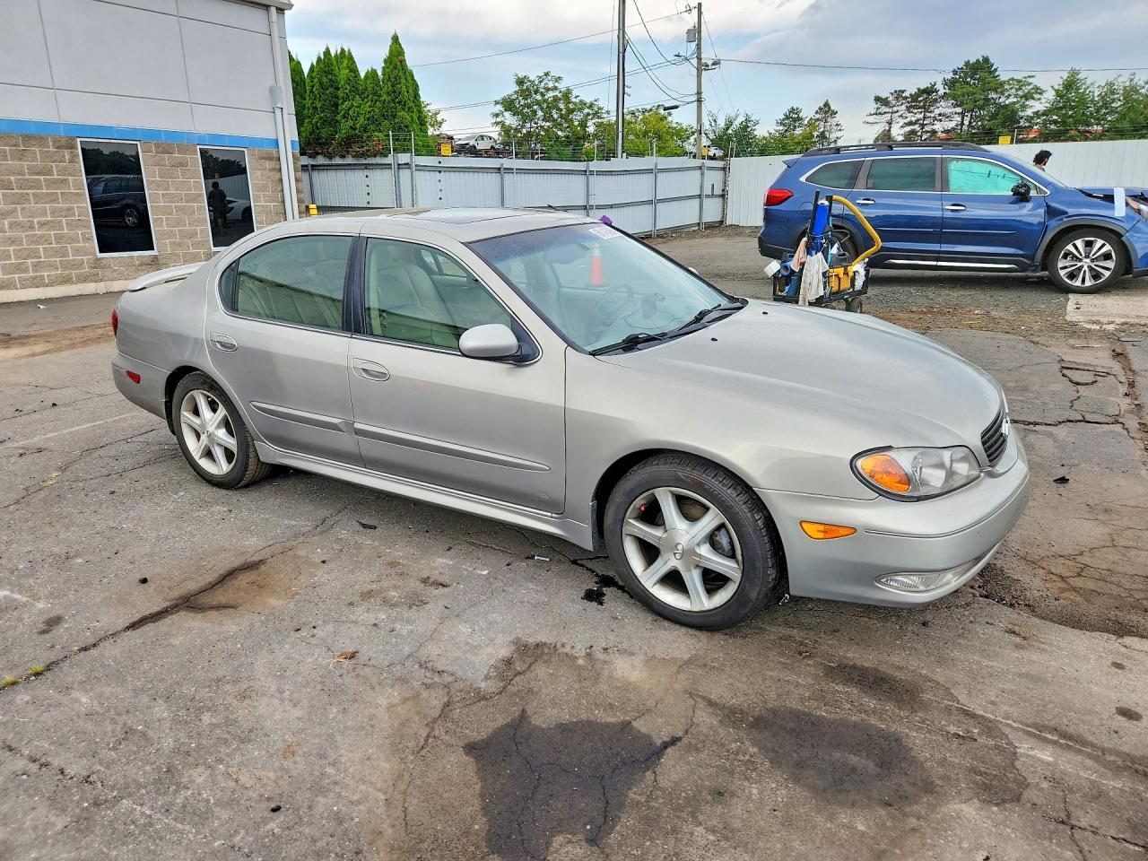 2004 Infiniti I35 Base - Image 4
