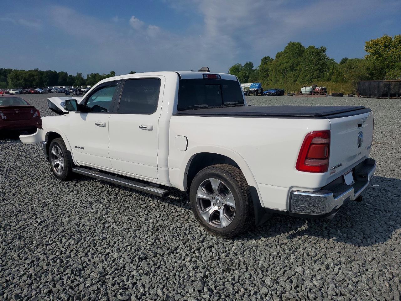 2020 Ram 1500 Laramie - Фото 2