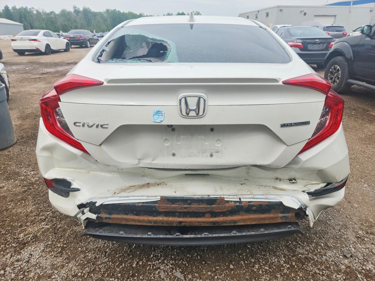 2017 Honda Civic Touring - Image 6
