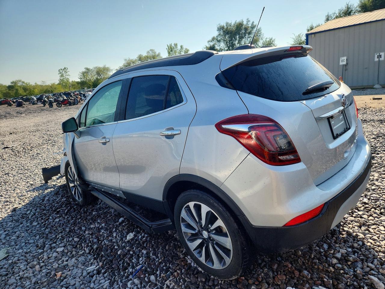 2021 Buick Encore Preferred - Фото 2