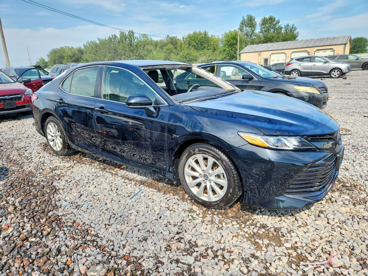 2018 Toyota Camry Le - Фото 4