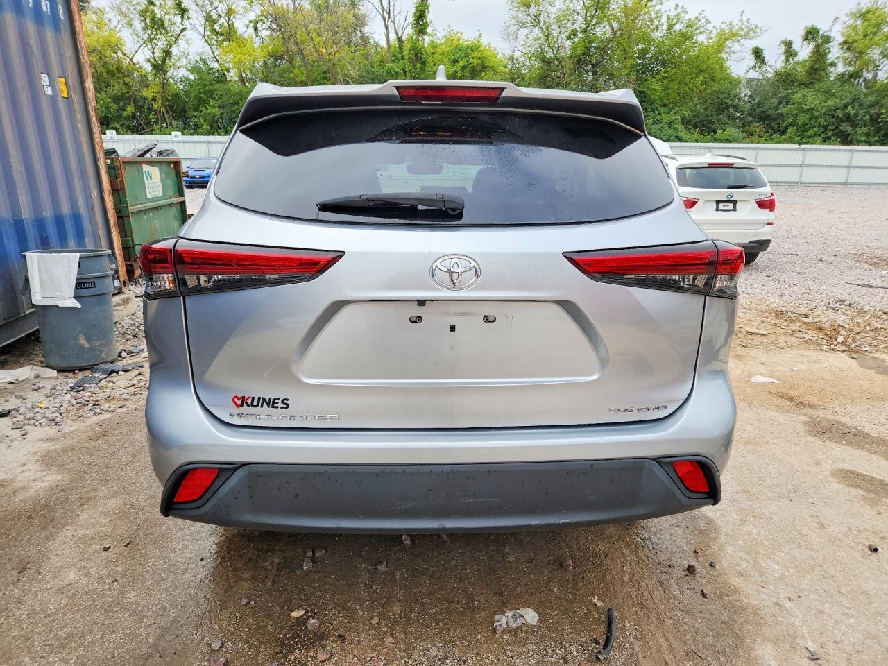 2023 Toyota Highlander Xle - Image 6