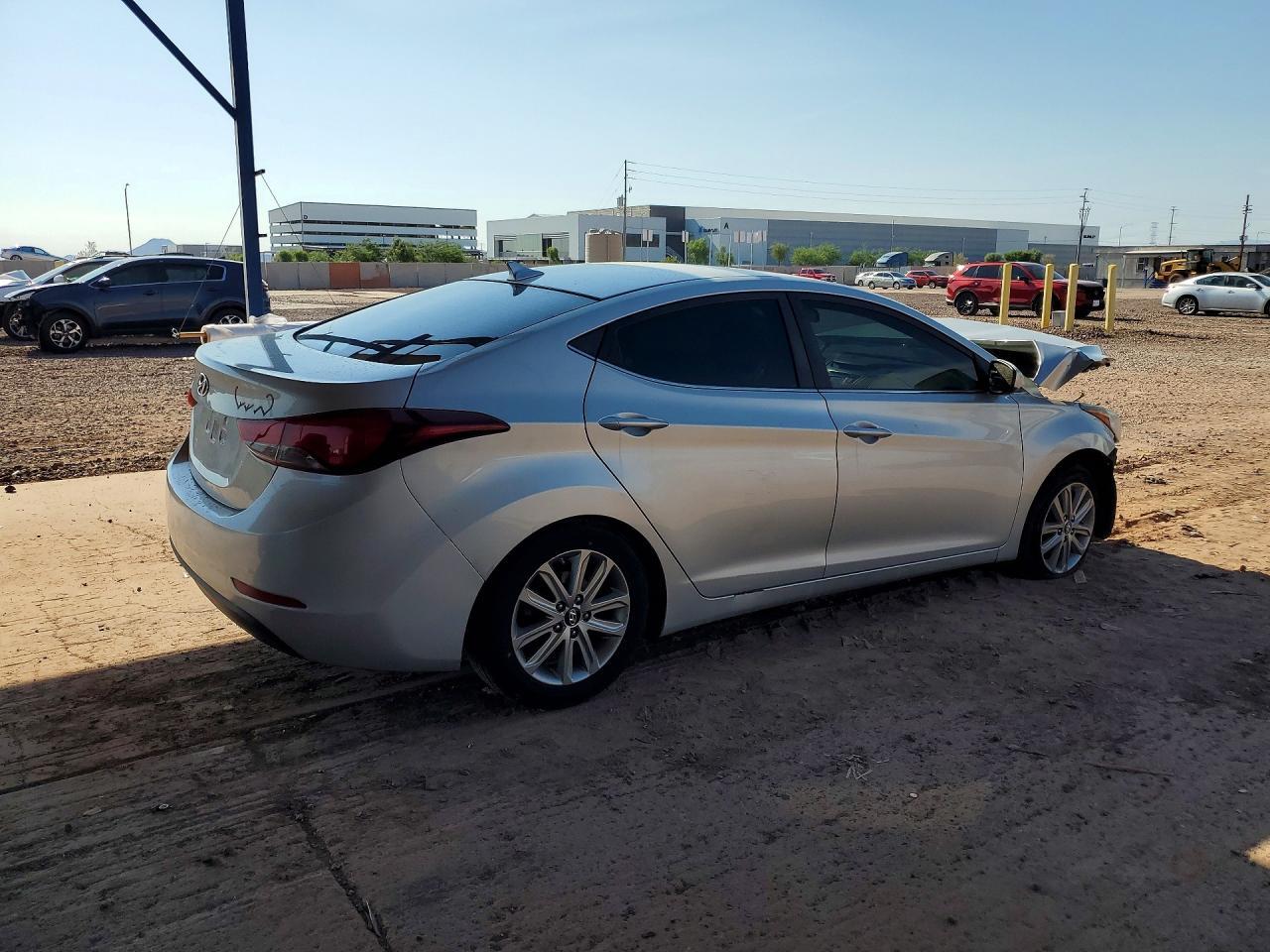 2015 Hyundai Elantra Se - Фото 3