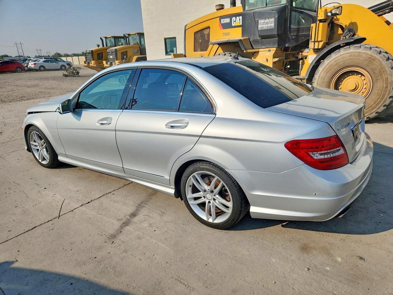 2014 Mercedes-Benz C 250 - Image 2
