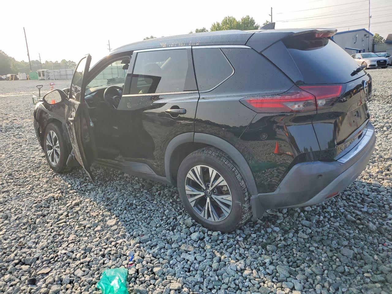 2021 Nissan Rogue Sv - Фото 2