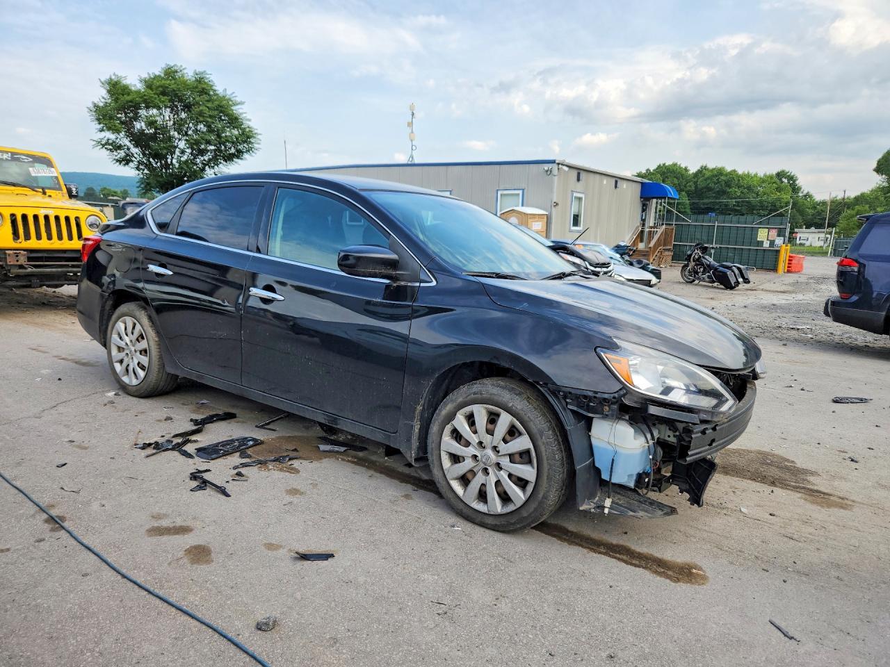 2017 Nissan Sentra - Фото 4