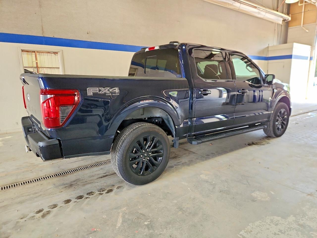 2024 Ford F150 Xlt - Фото 3