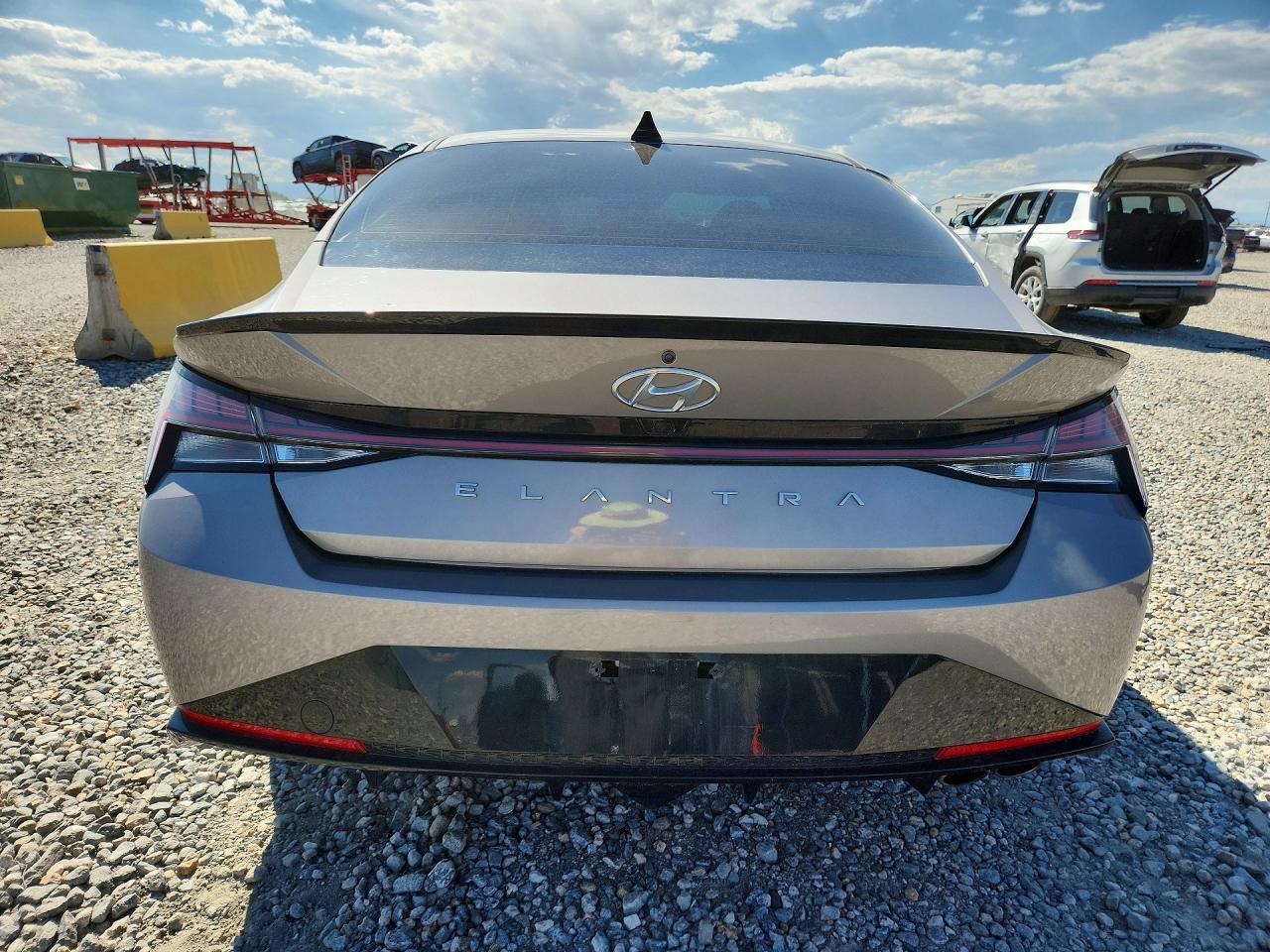 2022 Hyundai Elantra N Line - Image 6