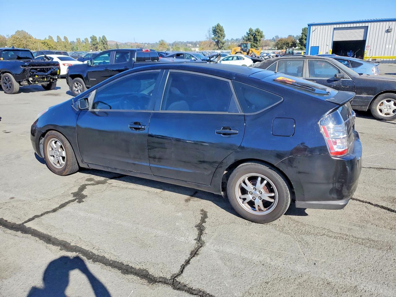 2005 Toyota Prius Base - Фото 2