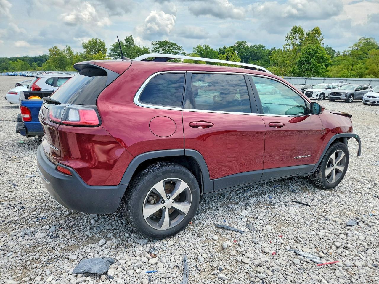 2019 Jeep Cherokee Limited - Image 3