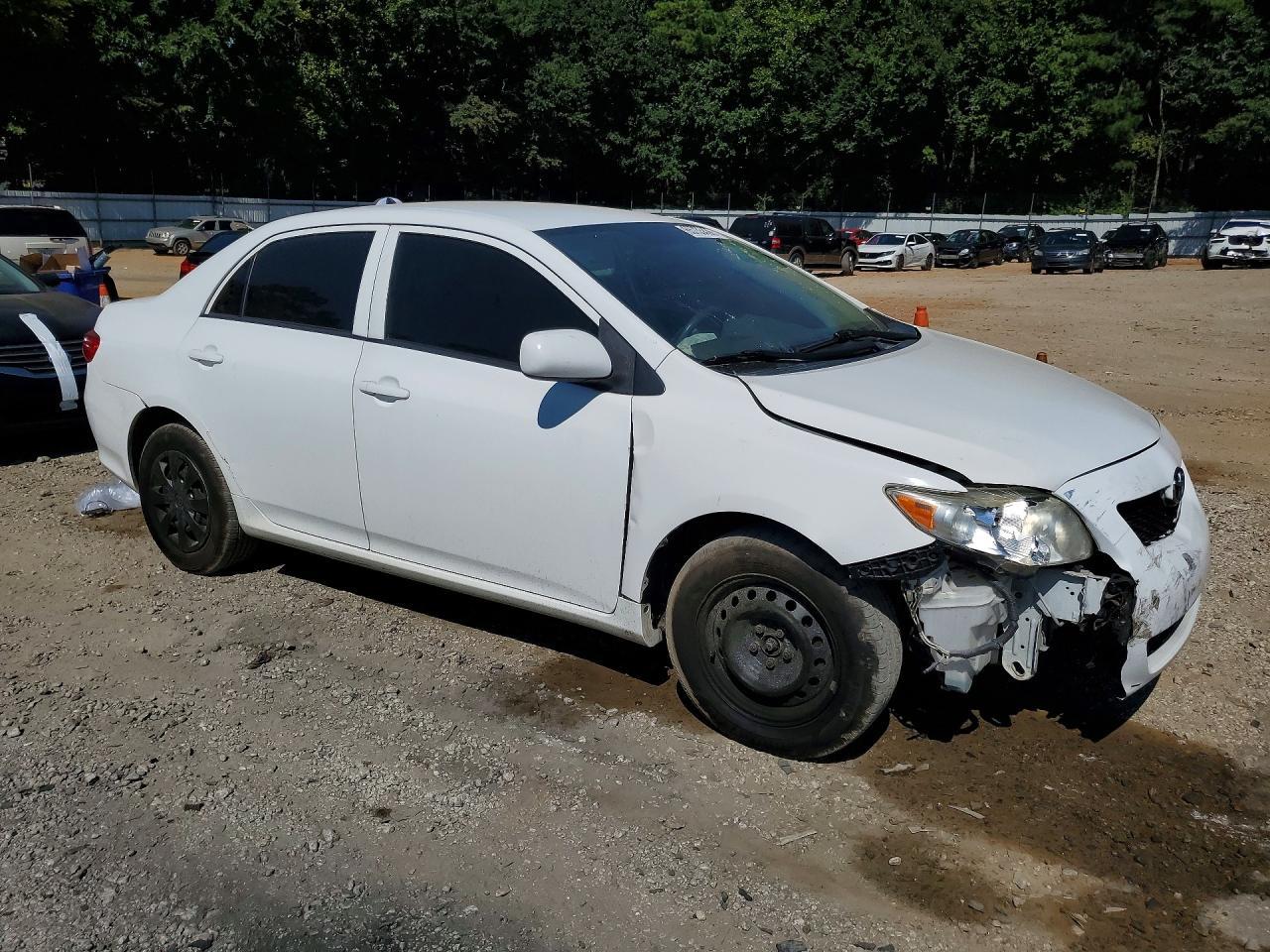 2010 Toyota Corolla Le - Фото 4