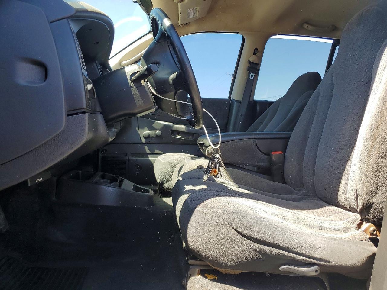 2003 Dodge Dakota Quad Sport - Image 7