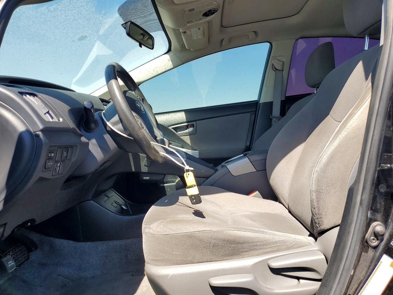 2015 Toyota Prius Three - Фото 7