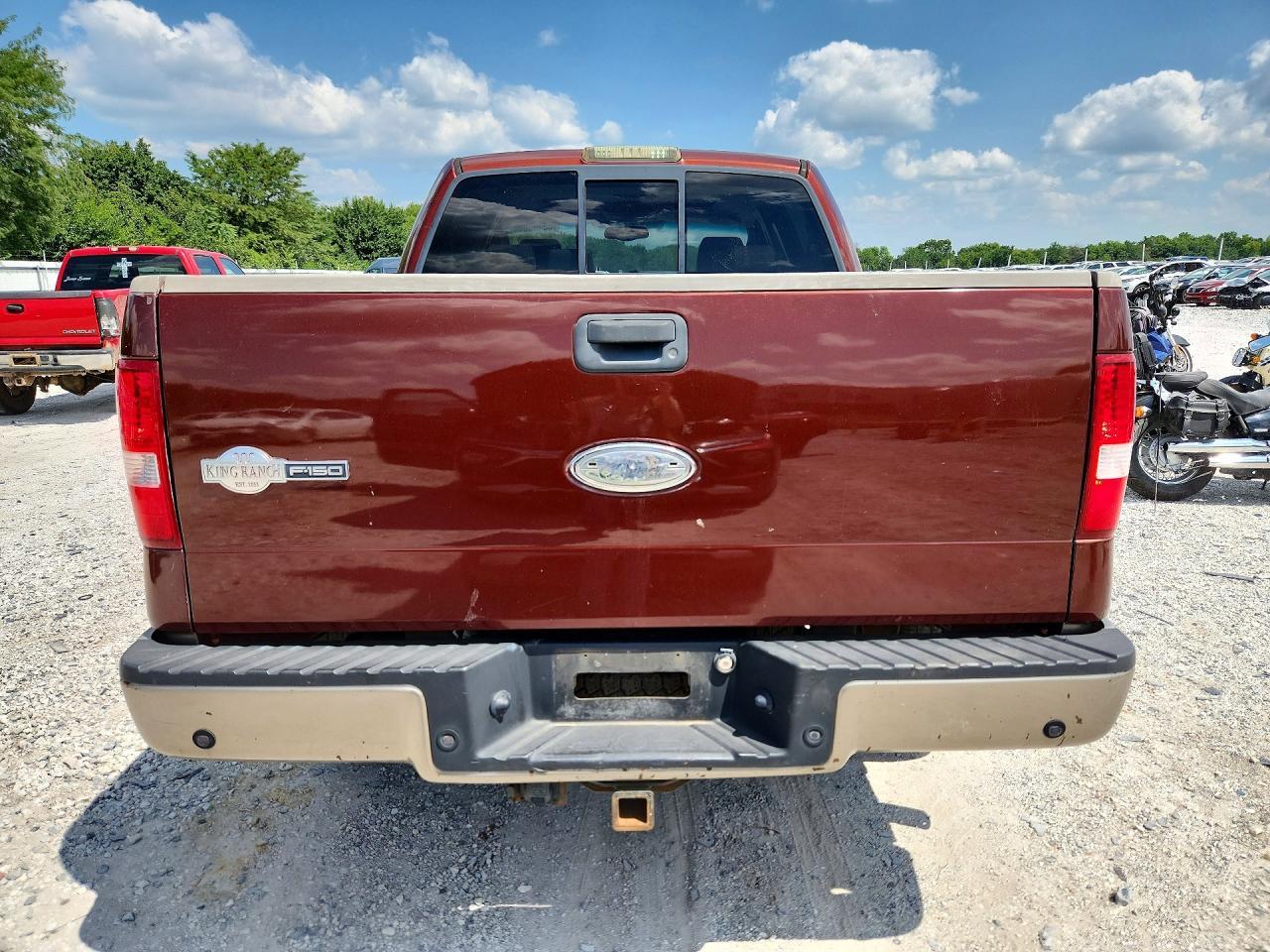 2005 Ford F150 Supercrew - Image 6