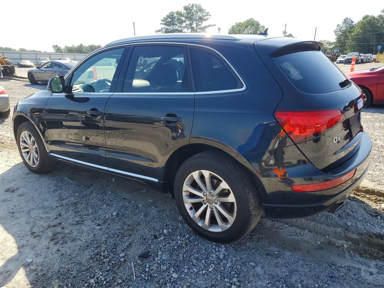 2014 Audi Q5 Premium Plus - Image 2