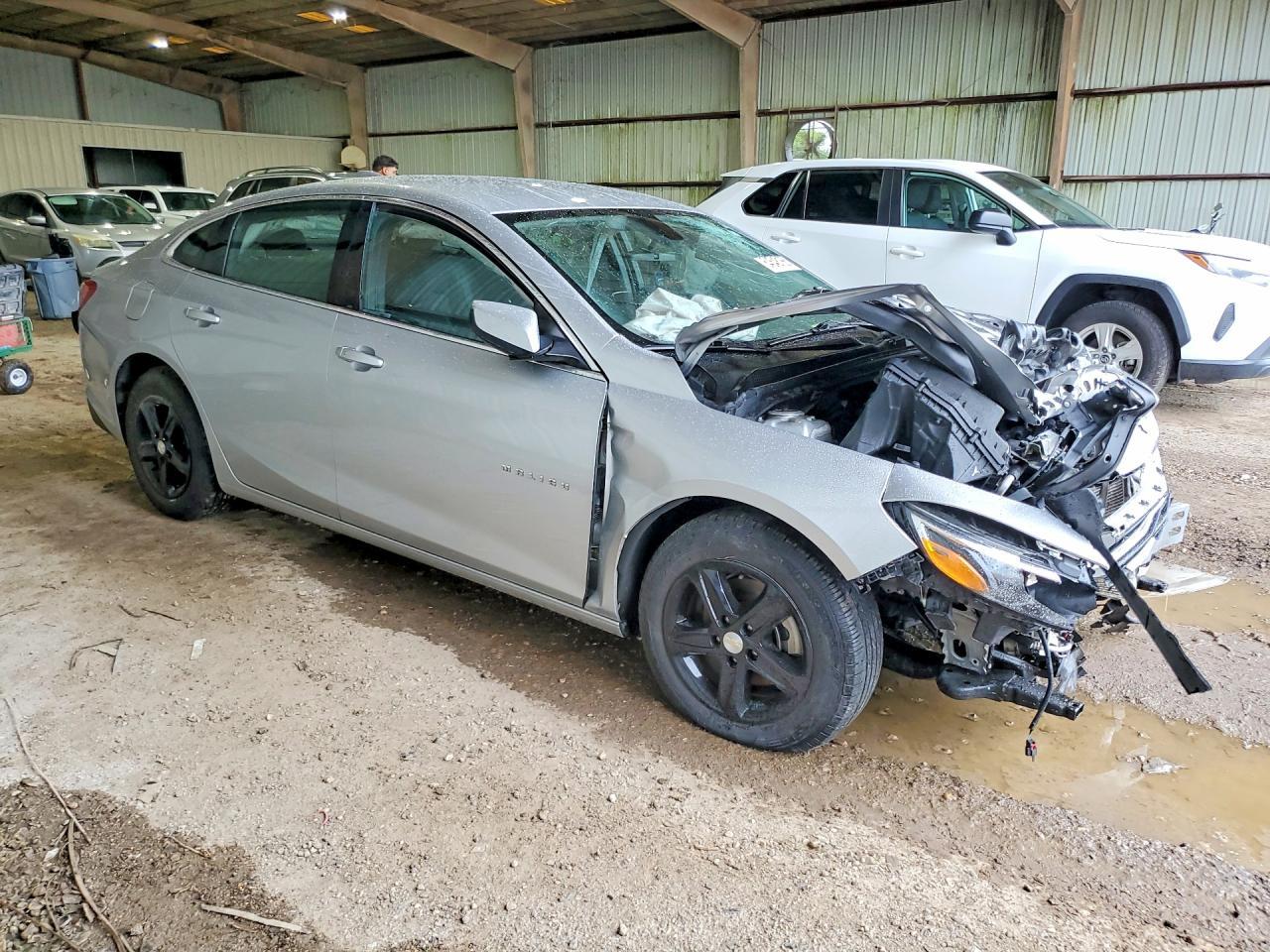 2022 Chevrolet Malibu Lt - Фото 4