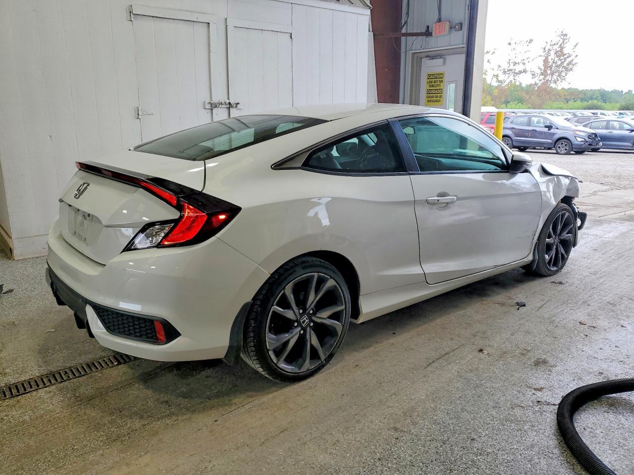 2019 Honda Civic Sport - Фото 3