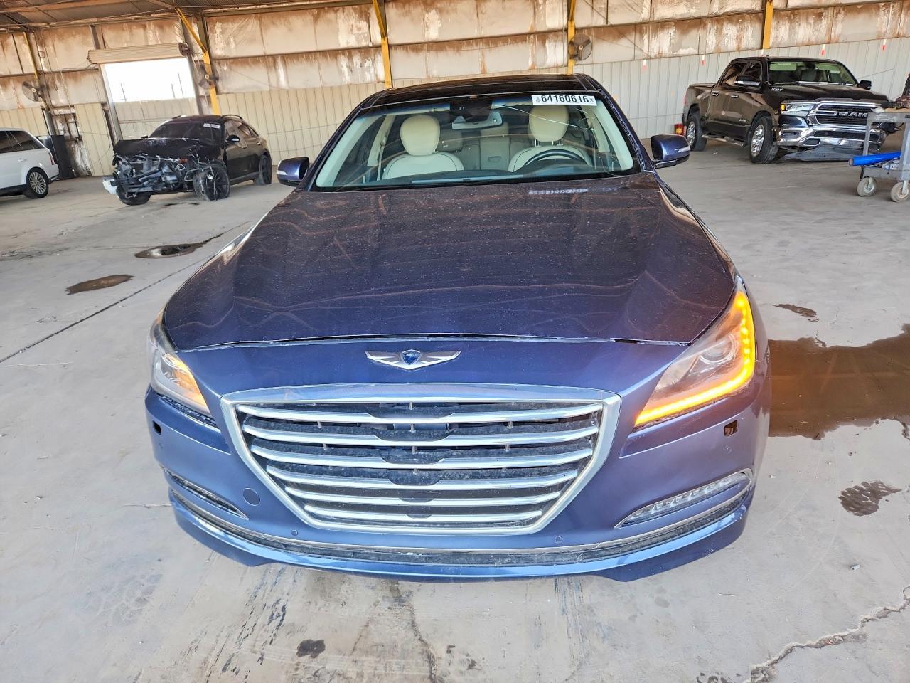 2015 Hyundai Genesis 3.8L - Фото 5