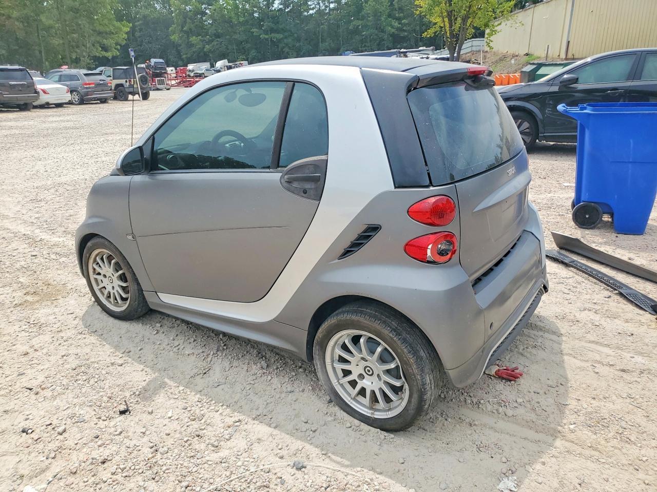 2013 Smart Fortwo Pure - Фото 2