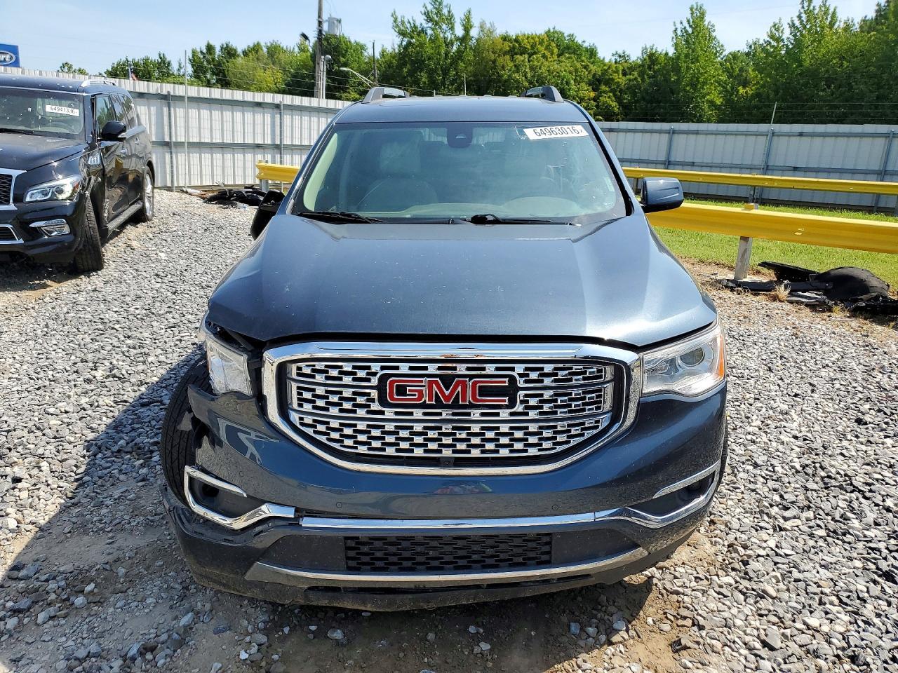 2019 GMC Acadia Denali - Image 5