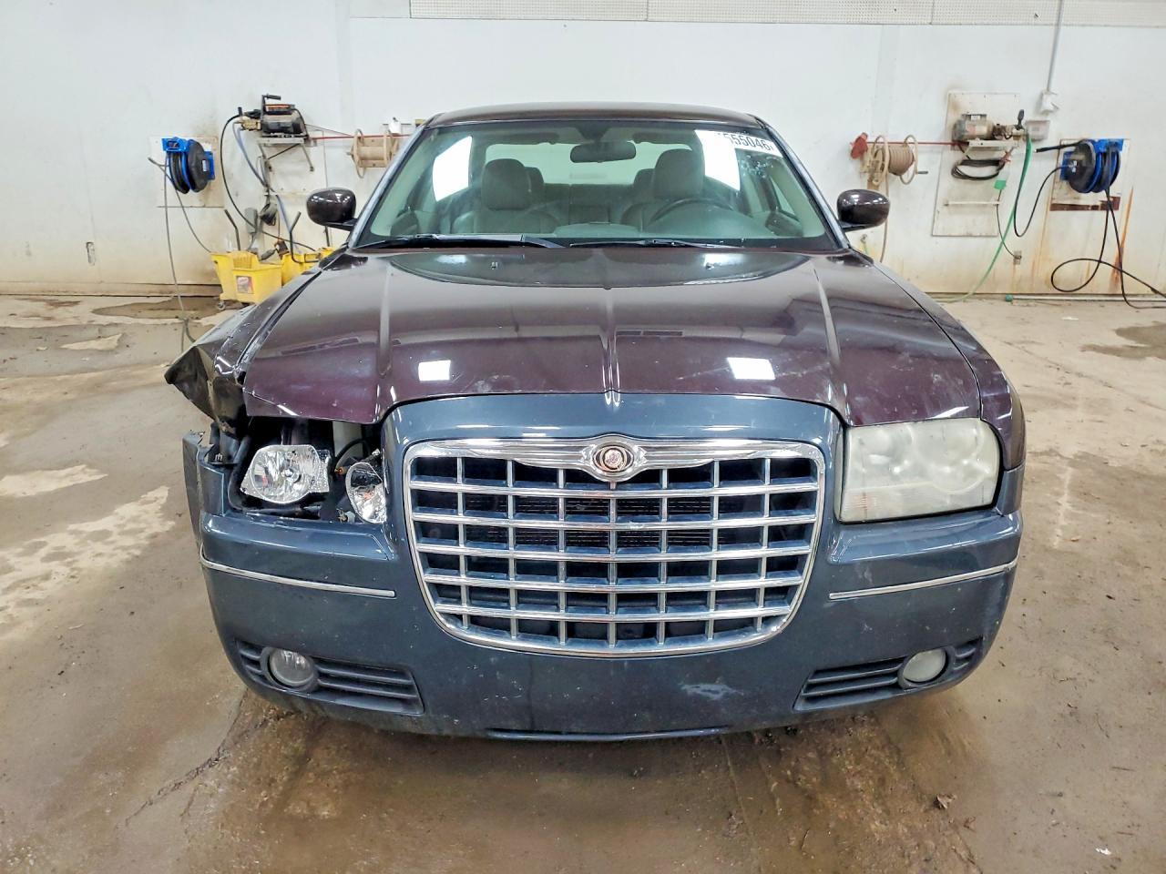 2005 Chrysler 300 Touring - Фото 5