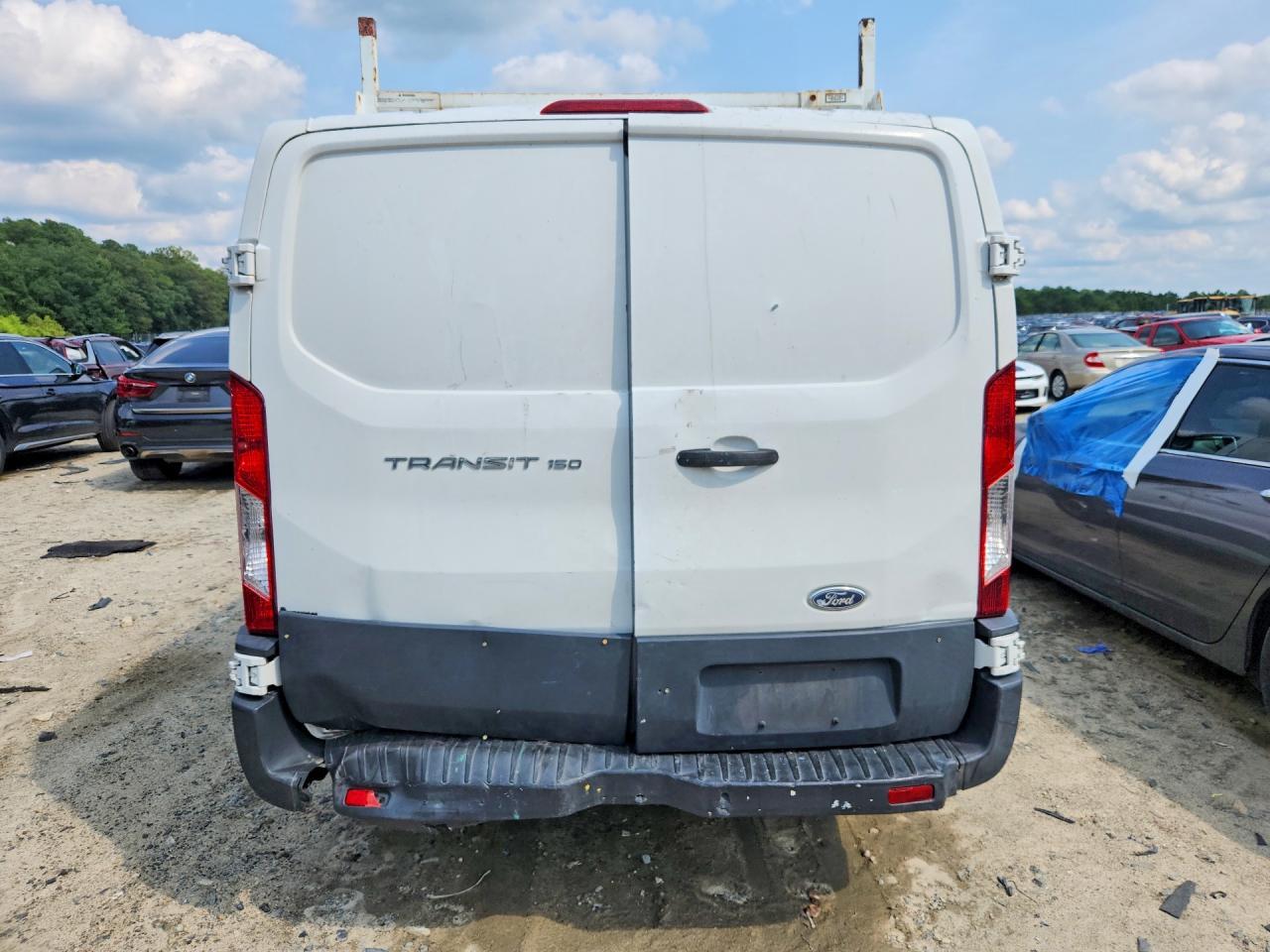 2015 Ford Transit T-150 - Фото 6