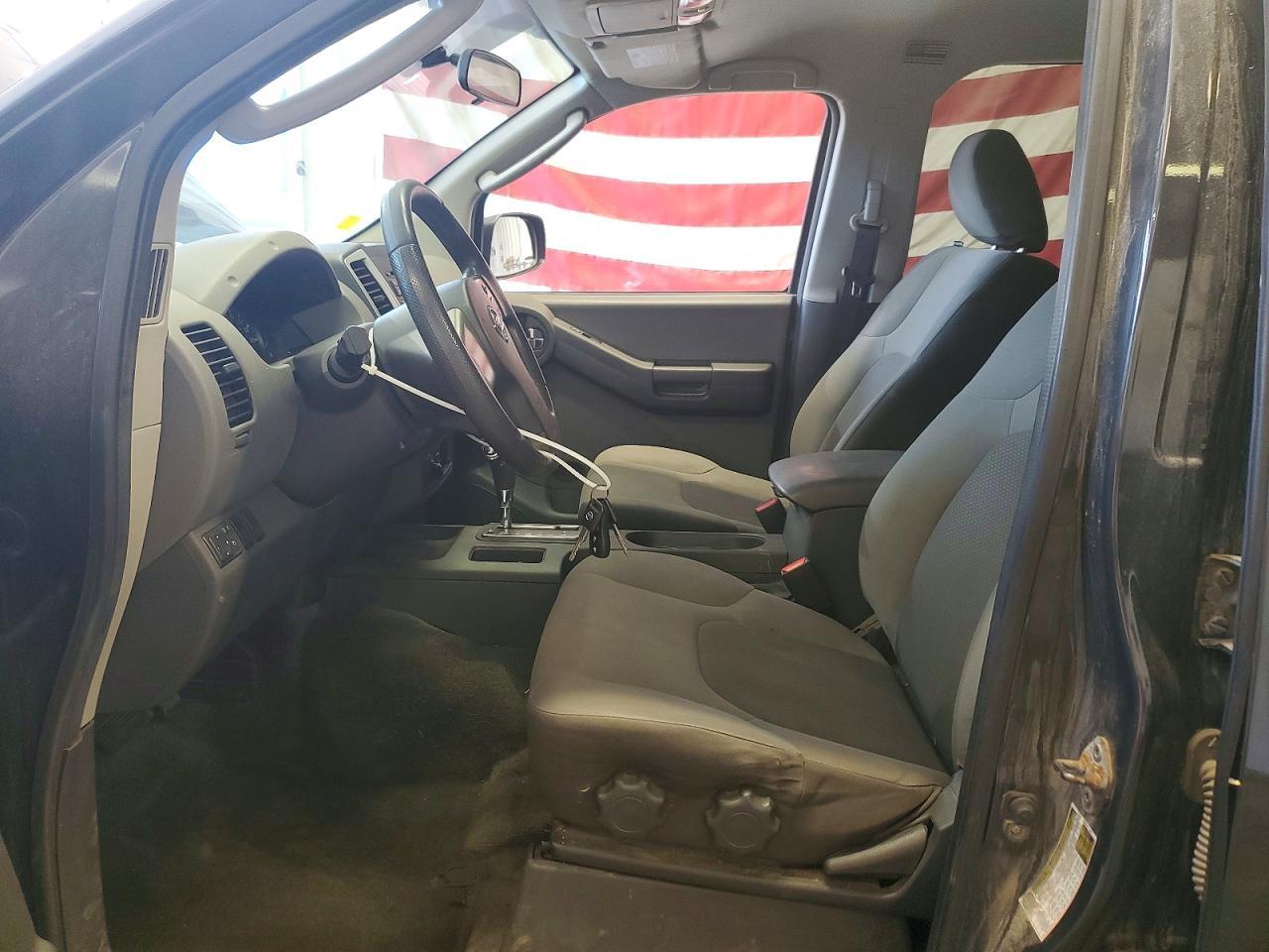 2012 Nissan Xterra X - Image 7