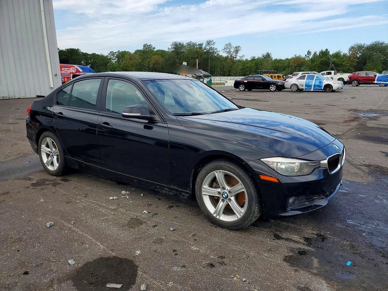 2015 BMW 328 I - Фото 4