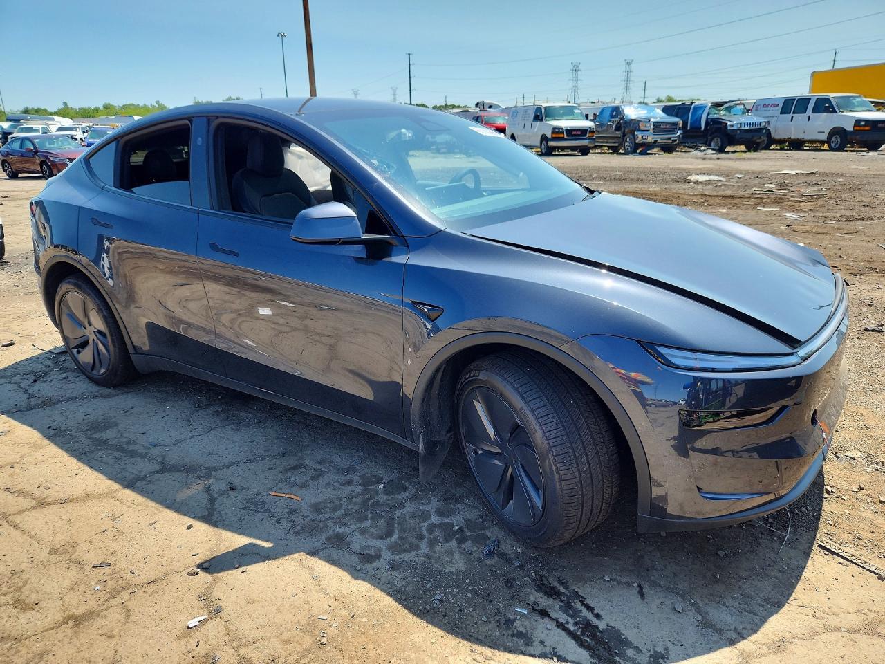 2026 Tesla Model Y - Фото 4