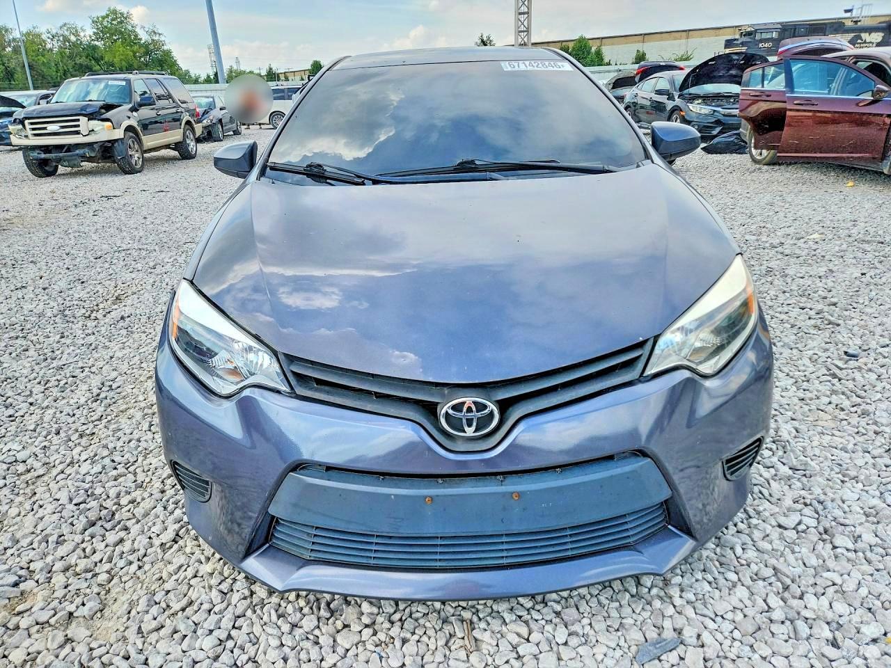 2016 Toyota Corolla Le - Image 5