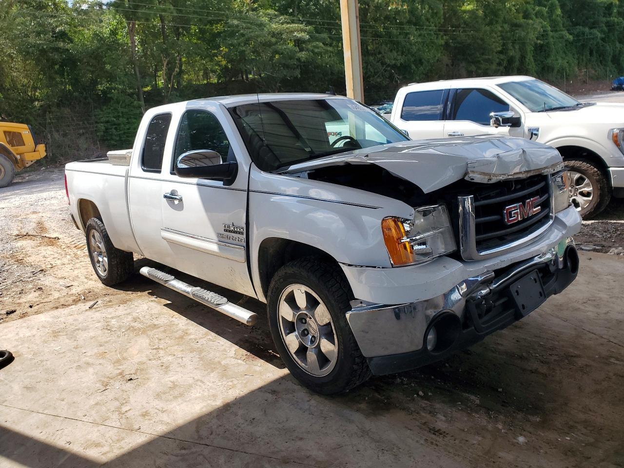2011 GMC Sierra C1500 Sle - Image 4