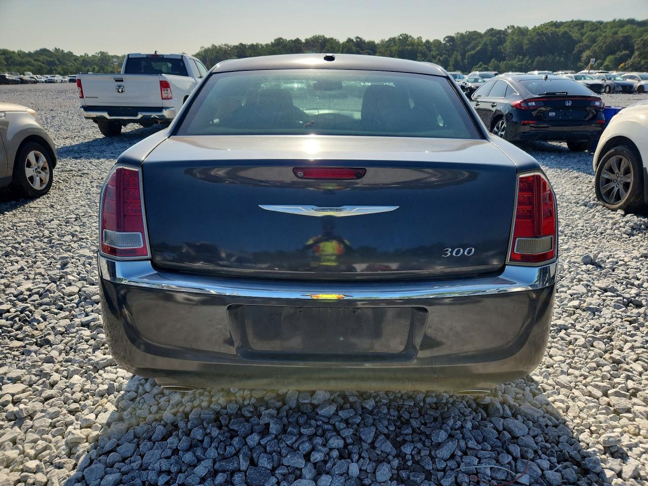 2014 Chrysler 300 - Фото 6
