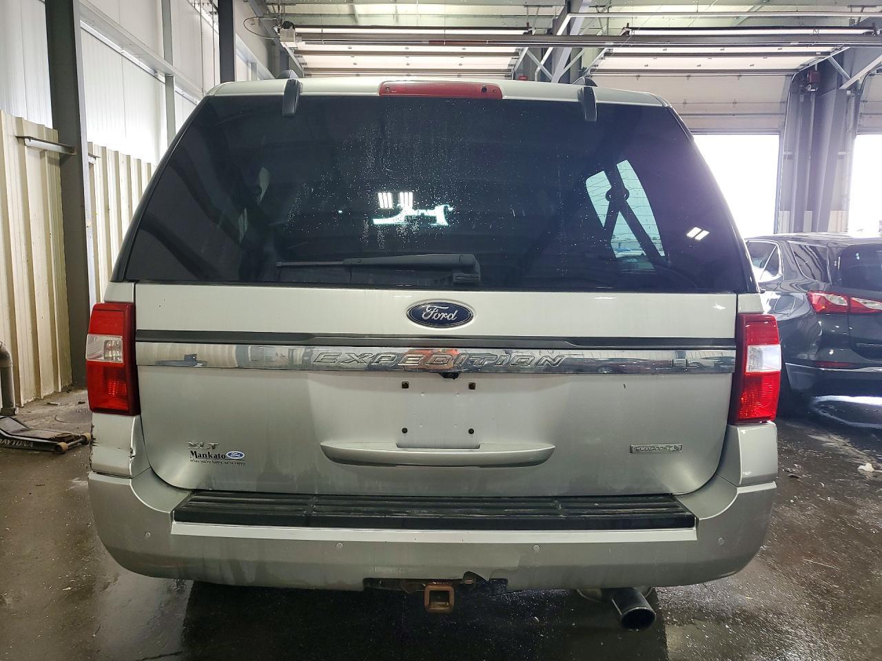 2017 Ford Expedition El Xlt - Image 6