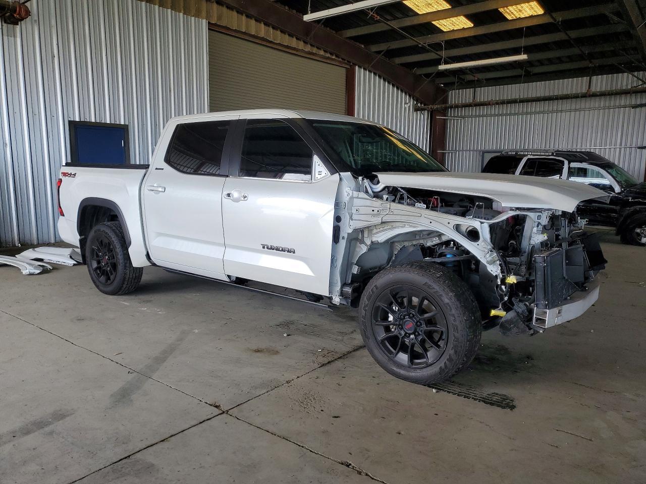 2024 Toyota Tundra Limited - Фото 4
