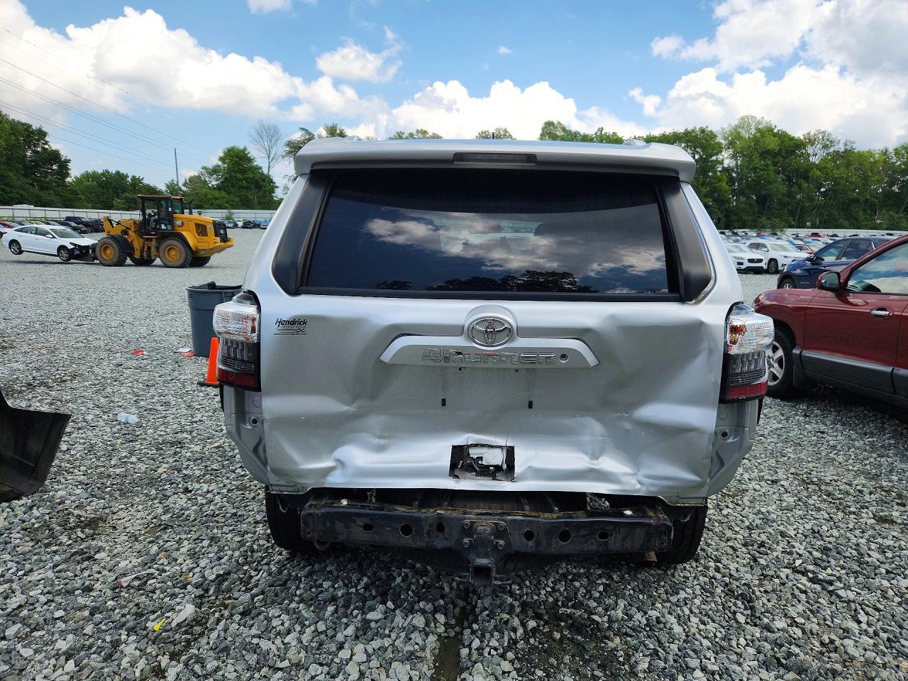 2017 Toyota 4Runner Sr5 Premium - Image 6