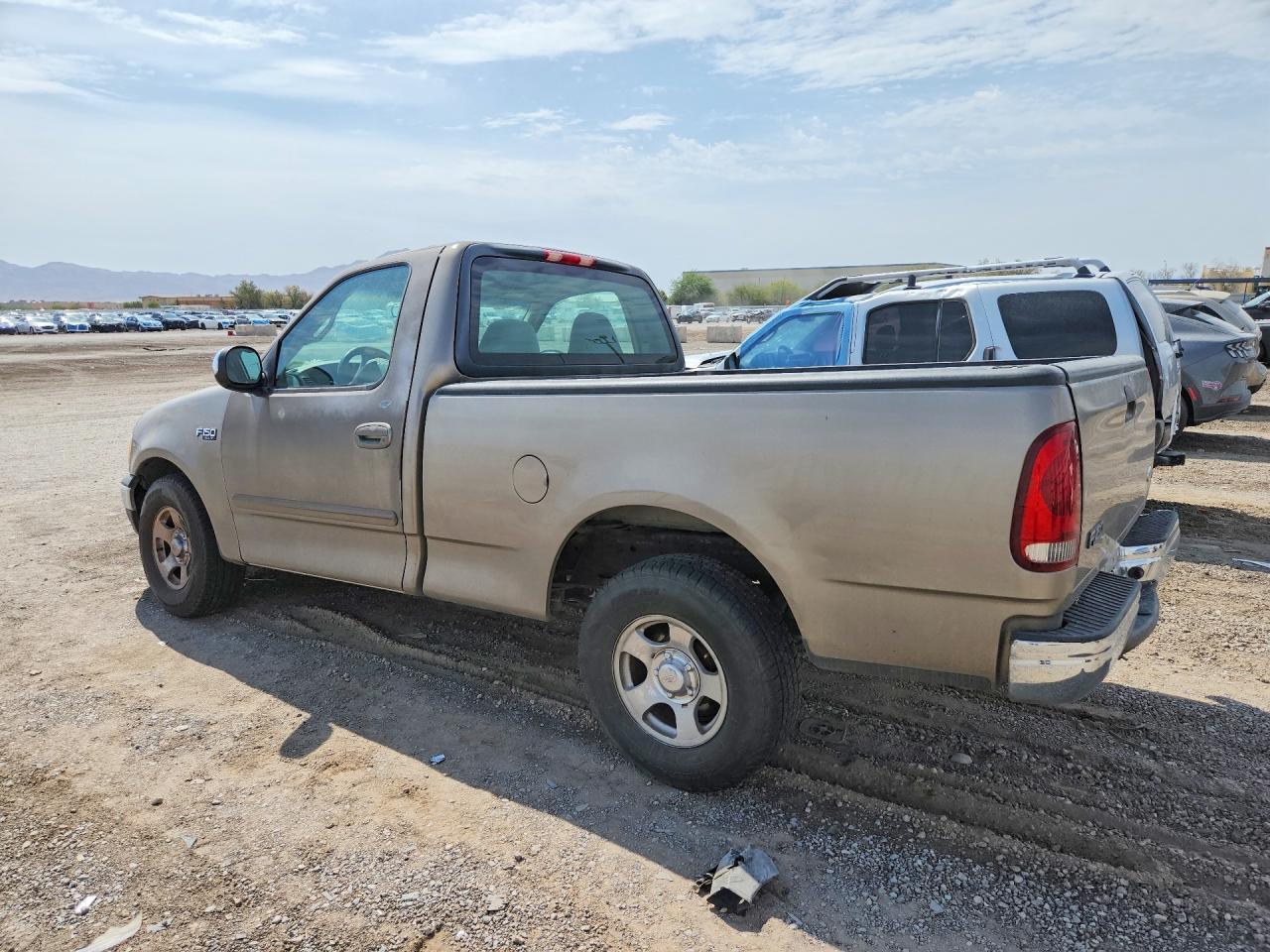 2001 Ford F-150 - Фото 2