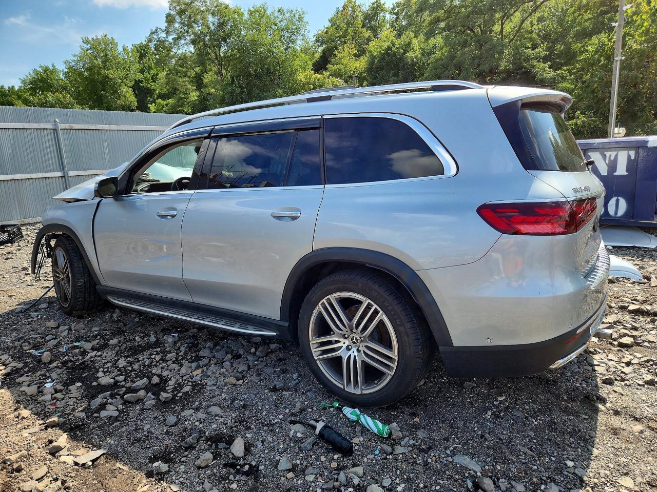 2025 Mercedes-Benz Gls 450 4Matic - Фото 2
