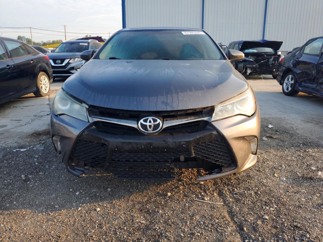 2016 Toyota Camry Se - Image 5