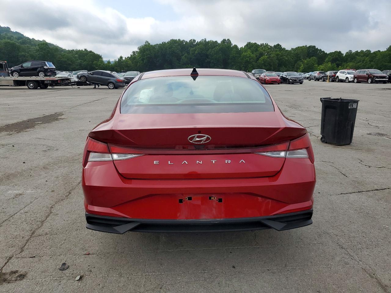 2023 Hyundai Elantra Se - Image 6
