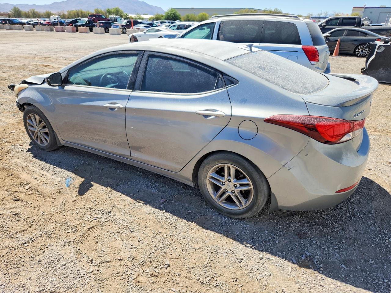 2015 Hyundai Elantra Se - Image 2